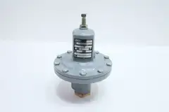 FISHER MR95L 2-6PSI PRESSURE REDUCING REGULATOR VALVE 1/4IN THREADED STEEL NPT