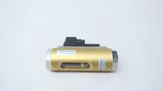 KOBOLD VKG-7105B VARIABLE AREA FLOW METER SWITCH 1/2IN NPT 0.5-2GPM