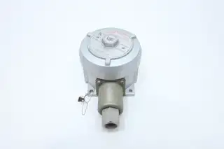 UNITED ELECTRIC S156B PRESSURE SWITCH 3/4IN 125/250V-AC 0-100PSI