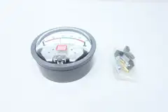 DWYER 2000-0 MAGNEHELIC 4IN PRESSURE GAUGE 1/8IN NPT 0-0.5IN-H2O