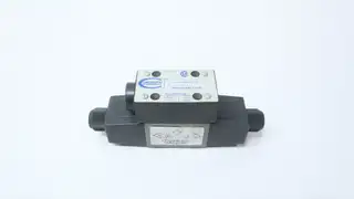 CONTINENTAL HYDRAULICS VS5M-3A-AB-68L-J-Y4526-2 DIRECTIONAL VALVE 1500PSI 120VAC