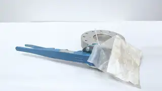 DEZURIK 9652196R001 MANUAL STAINLESS LUGGED BUTTERFLY VALVE 6IN 300