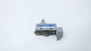 MICRO SWITCH BZE6-2RQ814 LIMIT SWITCH 125/250/480V-AC