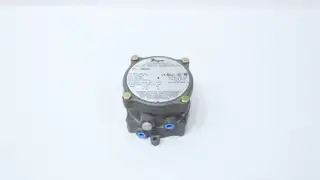 DWYER 1950-20-2F EXPLOSION PROOF PRESSURE SWITCH 125/250/480V-AC 45IN-H2O 1/2IN