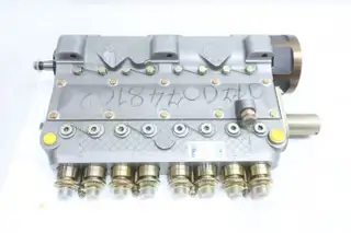 BOSCH 0 406 008 224 PE8ZWM170/100RS3035 FUEL-INJECTION PUMP