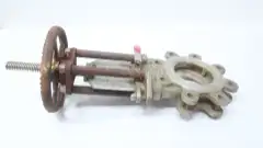 TRUELINE 4IN STAINLESS MANUAL LUG STYLE KNIFE GATE VALVE