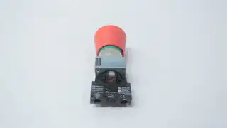 SIEMENS 3SB3 603-1HA20 TWIST EMERGENCY STOP BUTTON