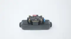 VICKERS DG4V-3-6C-M-FW-B6-60 HYDRAULIC DIRECTIONAL CONTROL VALVE 120V-AC 5000PSI