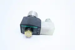 CKD AB42-02-3-D2H-AC100V SOLENOID VALVE 100/110V-AC 1/4IN NPT