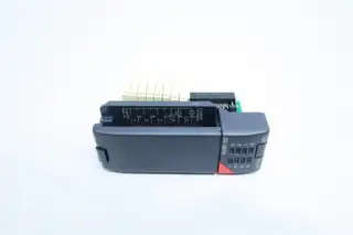 AUTOMATIC DIRECT D2-08TR RELAY OUTPUT MODULE 5-240V-AC