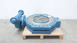 DEZURIK 9656212R002 BUTTERFLY VALVE 30IN MANUAL STEEL STEEL LUGGED 300