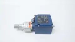 ITT 201P13C3 ADJUSTABLE PRESSURE SWITCH 125/250V-AC 200-1500PSI 5/8IN
