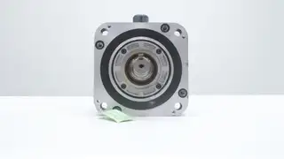 YASKAWA SGMRS-37A2A-YR12 SERVO MOTOR 23.5NM 150RPM 28MM 3PH 200V-AC 3700W