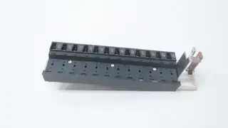 E-T-A X8340-SZ4 MODULAR POWER DISTRIBUTION RAIL