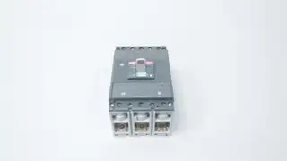 ABB SACE TMAX XT4N 250 MOLDED CASE CIRCUIT BREAKER 250A 600V-AC 3P