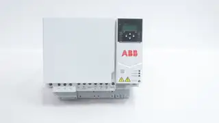ABB ACS380-040S-032A-2 AC VFD DRIVE 230V-AC 0-599HZ 0-230V-AC
