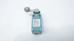 HONEYWELL GLCB01A1B LIMIT SWITCH W/ ROLLER ARM 300V-AC