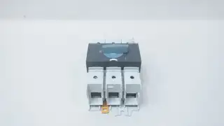 SOCOMEC 22003010 DISCONNECT SWITCH 100A AMP 415V-AC 3P