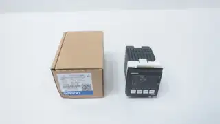 OMRON E5CK-AA1-500 TEMPERATURE CONTROLLER 100-240V-AC