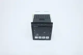 OMRON E5CK-AA1-500 TEMPERATURE CONTROLLER 100-240V-AC