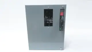 ALLEN BRADLEY 2102LB-BKB-3-6P-24R-79ULT-91-850DOW-ENG X MCC FEEDER BUCKET 30A
