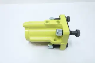 CLEVELAND VIBRATOR 1150 VMS PNEUMATIC IMPACT PISTON VIBRATOR 1/4IN 3/8IN
