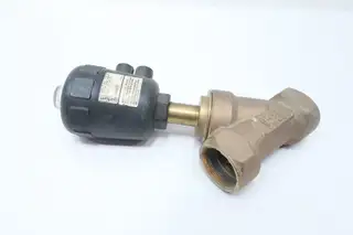 BURKERT 454630 2000 A 3/2 PNEUMATIC ANGLE-SEAT VALVE 230PSI 1-1/2IN
