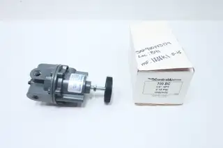 CONTROLAIR 700-BC STAINLESS PRESSURE REGULATOR 1/4IN NPT 0-15PSI 250PSI