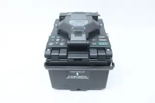 FUJIKURA FSM-17S ARC FIBER OPTIC FUSION SPLICER