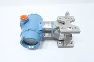 ROSEMOUNT 3051CG4A02A1AH2E5M5CNHR5 PRESSURE TRANSMITTER 0-300PSI 10.5-42.4V-DC