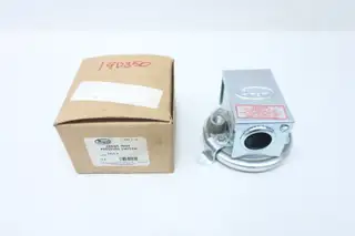 DWYER 1910-0 PRESSURE SWITCH