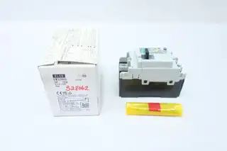 FUJI EW32AAG-2P010B MOLDED CASE CIRCUIT BREAKER 10A AMP 2P 100-230V-AC