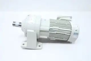SUMITOMO CNHM02-5097DR-AV-175 GEARMOTOR 1/4HP 28MM 480V-AC 3PH