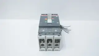 ABB SACE T4N 250 MOLDED CASE CIRCUIT BREAKER 600V-AC 3P 250A AMP