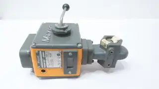 MAXON 1.5" 808 0 IRON ELECTRIC NATURAL GAS SHUT-OFF VALVE 1-1/2IN NPT