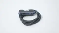 KEYENCE FS-V33 FIBER OPTIC SENSOR AMPLIFIER 12-24V-DC