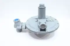 FISHER S202 PRESSURE REDUCING REGULATOR VALVE 1-1/2IN