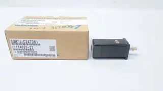 YASKAWA SGM7J-C2A7D61 SERVO MOTOR 150W 3000RPM 0.477NM 200V-AC 3PH