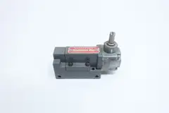NUMATROL LR3-0201 PNEUMATIC LIMIT VALVE 1/8IN