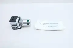 ALLEN BRADLEY 800TC-QAH2B GREEN ILLUMINATED PUSHBUTTON 12-130V-AC