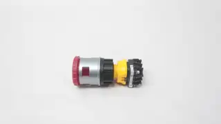 IDEC XN4E-LL413Q4MR ILLUMINATED EMERGENCY STOP BUTTON SWITCH 250V-AC
