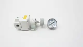 SMC IR2000-N02BG PRECISION REGULATOR 150PSI 1/4IN NPT 0.7-30PSI