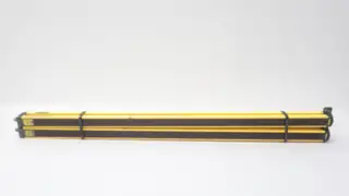 BANNER SLSE30-900Q8 SLSR30-900Q8 EZ-SCREEN LIGHT CURTAIN SET 24V-DC 900MM