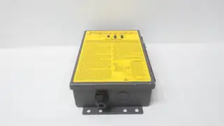 STI LCC-FB-DC2-U LIGHT CURTAIN CONTROLLER