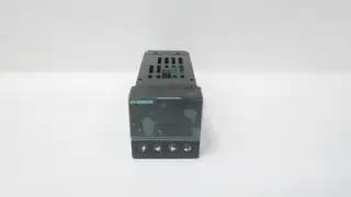OMEGA CN16PT-440 TEMPERATURE CONTROLLER 90-240V-AC