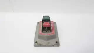 CROUSE HINDS EFSC215 HAZARDOUS LOCATION PUSHBUTTON