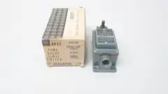 ALLEN BRADLEY 802T-R2TD time delay oiltight LIMIT SWITCH 120V-AC