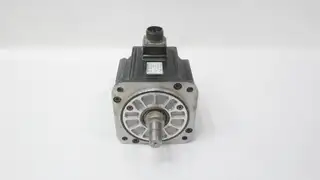 YASKAWA SGMGH-09ACA2S SERVO MOTOR 850W 1500RPM 3/4IN 5.39NM 200V-AC