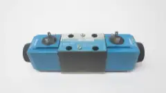 VICKERS DG4V-3-OC-M-U-B6-60 HYDRAULIC DIRECTIONAL CONTROL VALVE 120V-AC 2300PSI