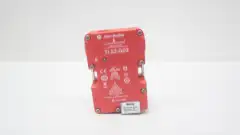 ALLEN BRADLEY 440G-T27132 GUARDMASTER TLS2-GD2 SAFETY INTERLOCK SWITCH 110V-AC